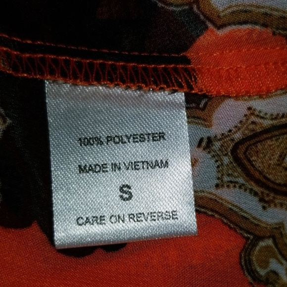 Beautiful blouse - Picture 4 of 4